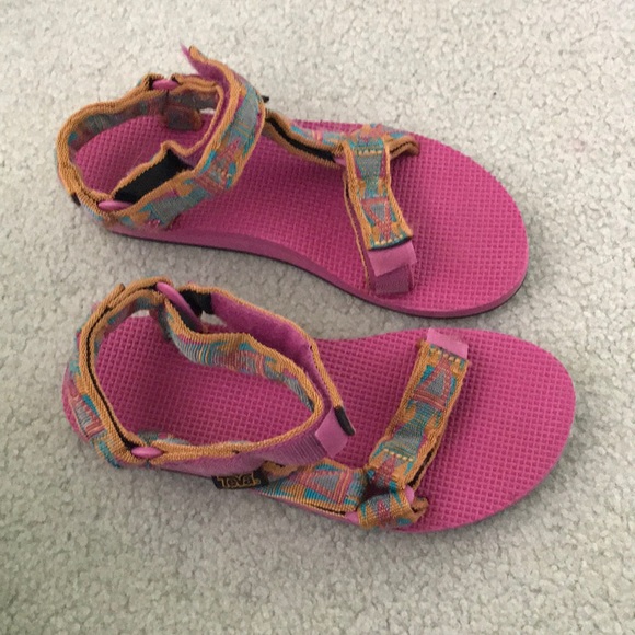 Teva Shoes | Pink Teva Sandals | Poshmark